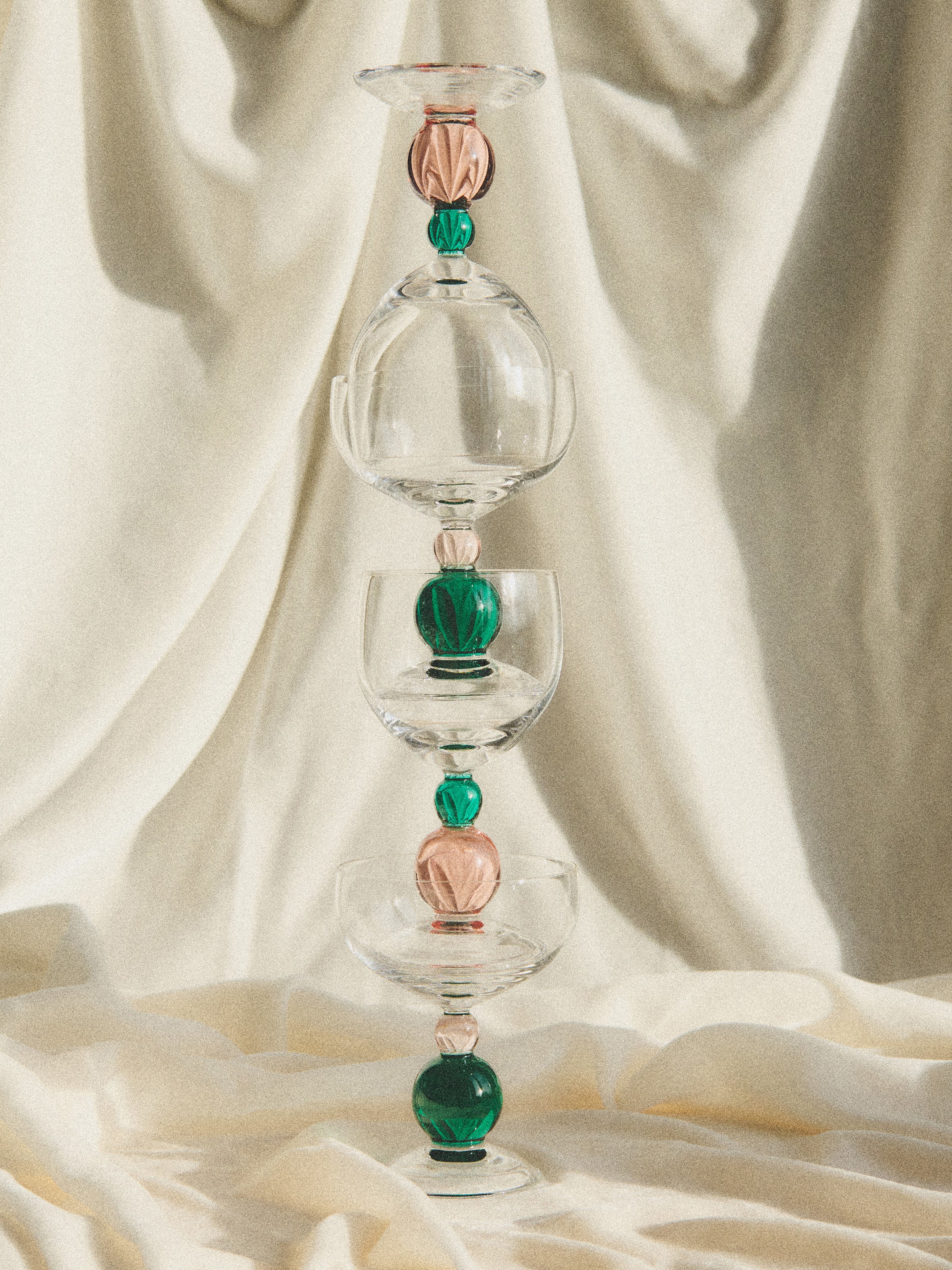 Noam Wine Glass - Emerald/Rose