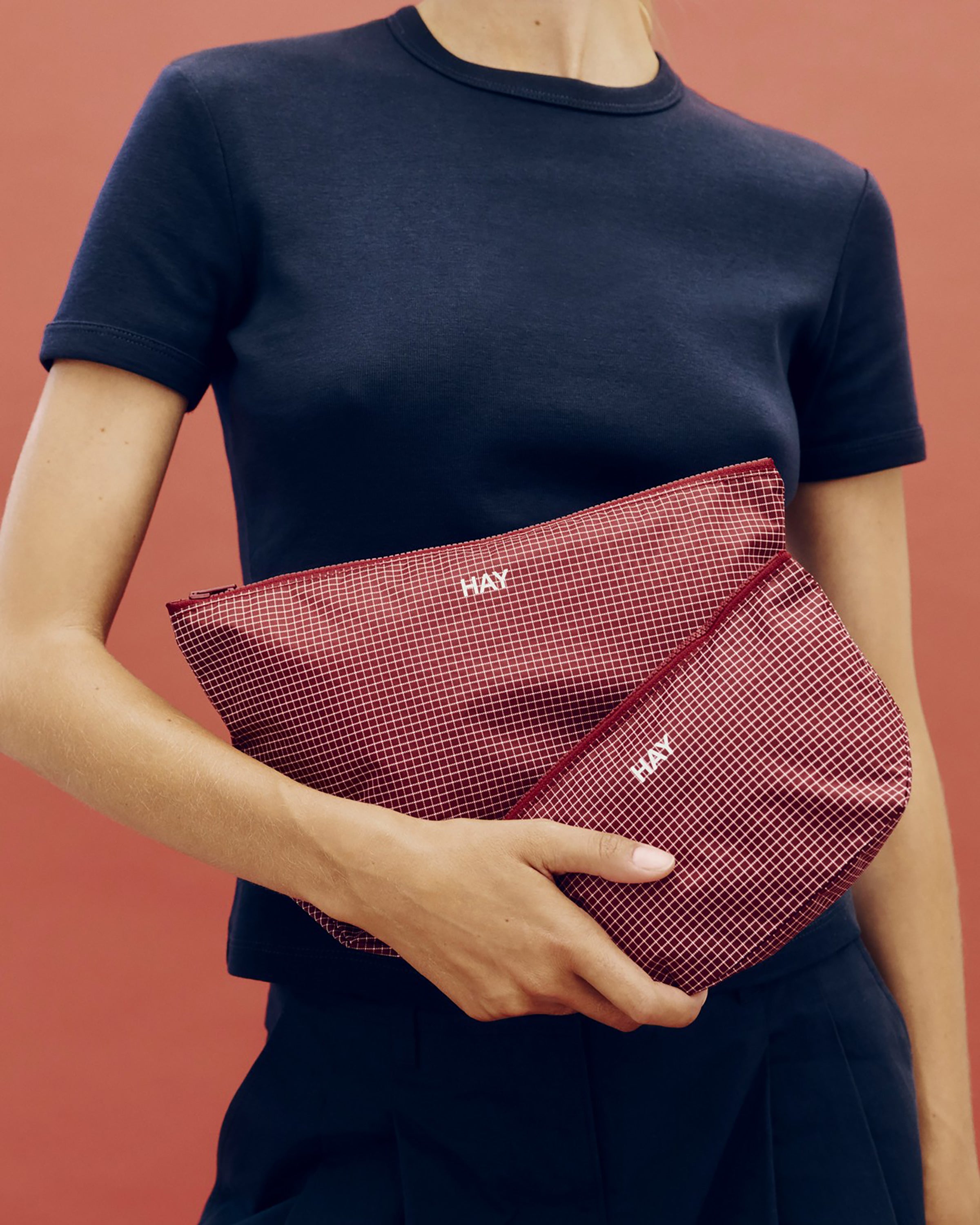 Grid Pouch - Small - Burgundy