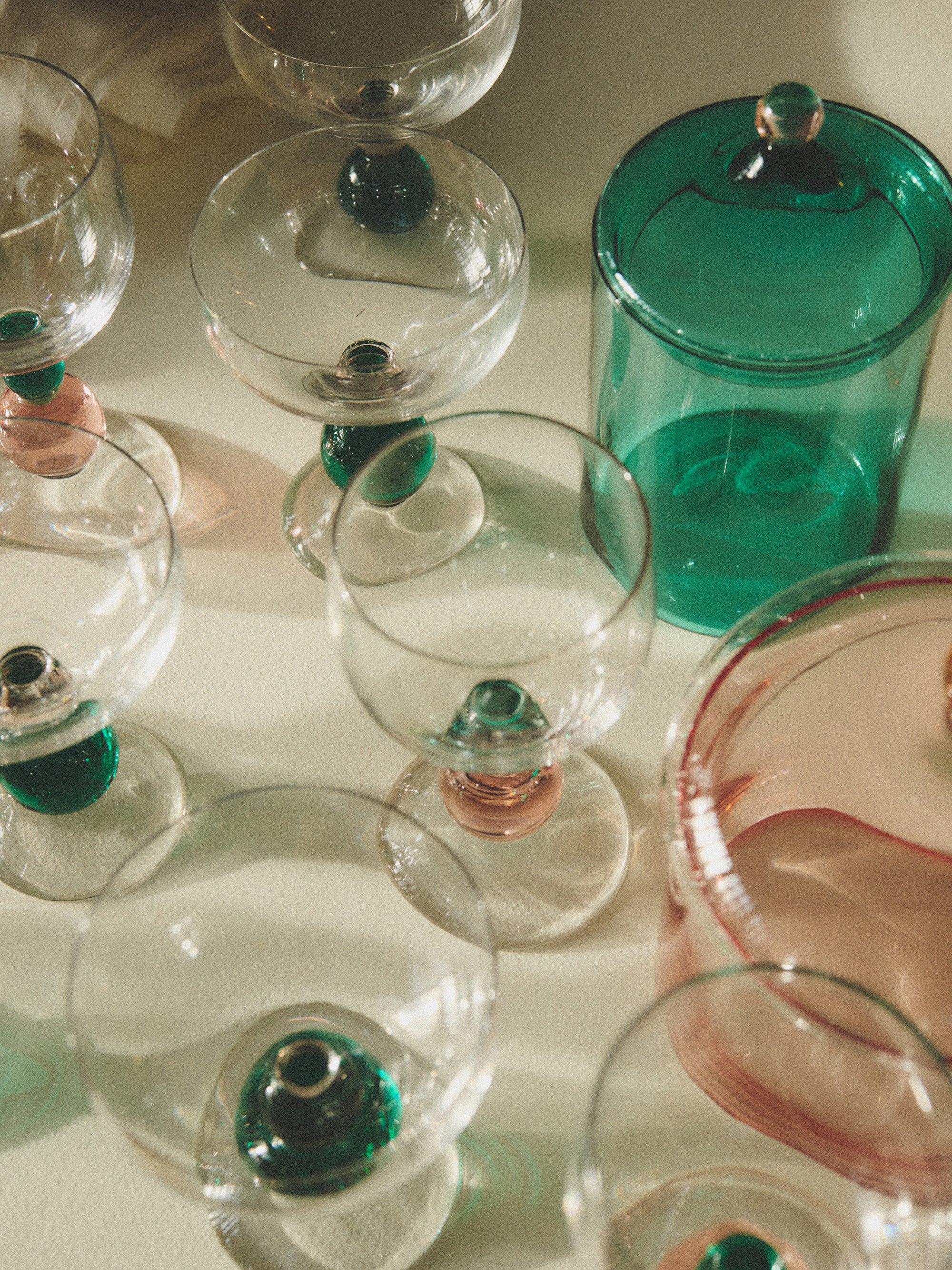 Noam Wine Glass - Smoke Blue/Hazel