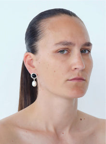 Emma Pearl Earrings