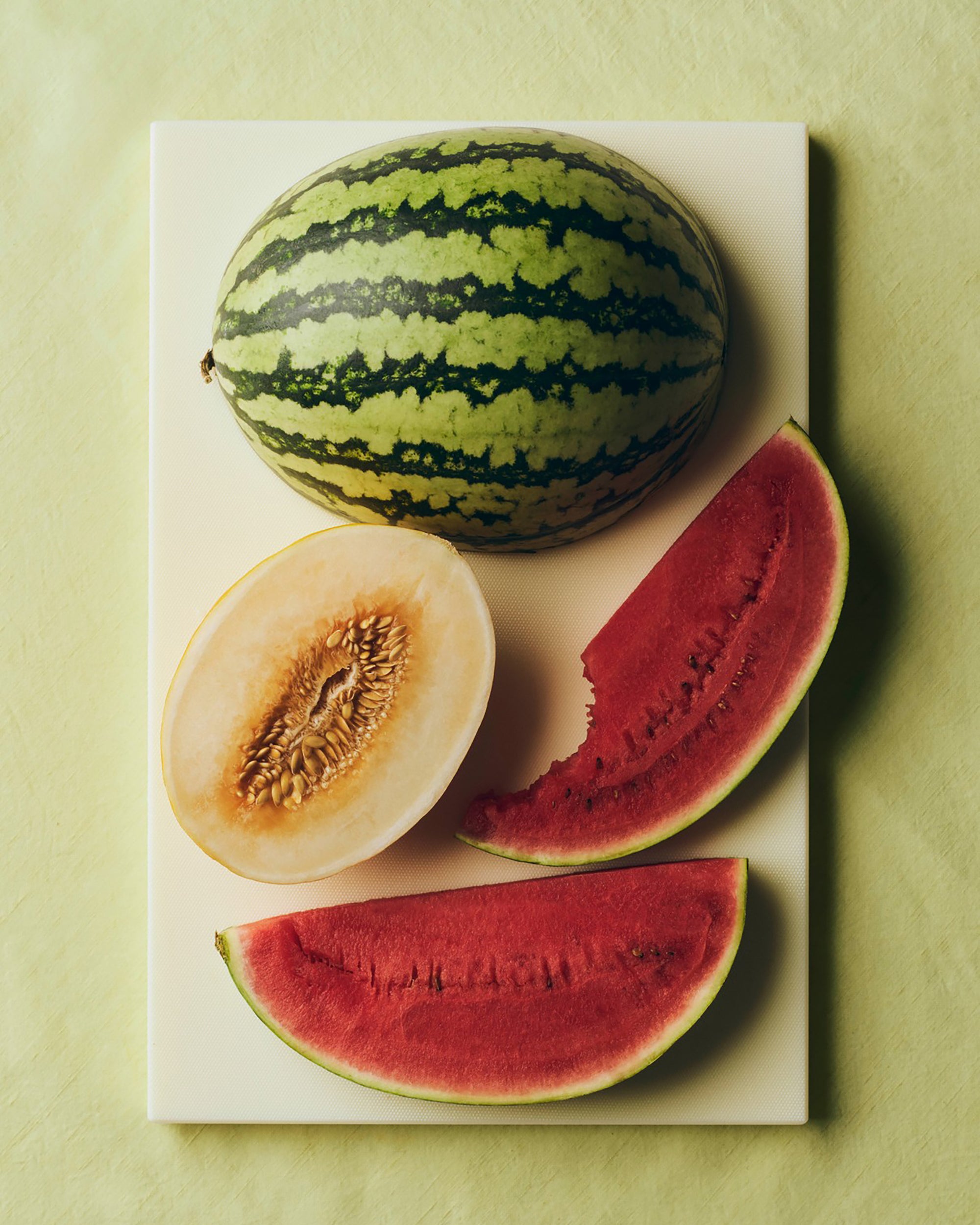 Slice Chopping Board - Large - Ice Lime