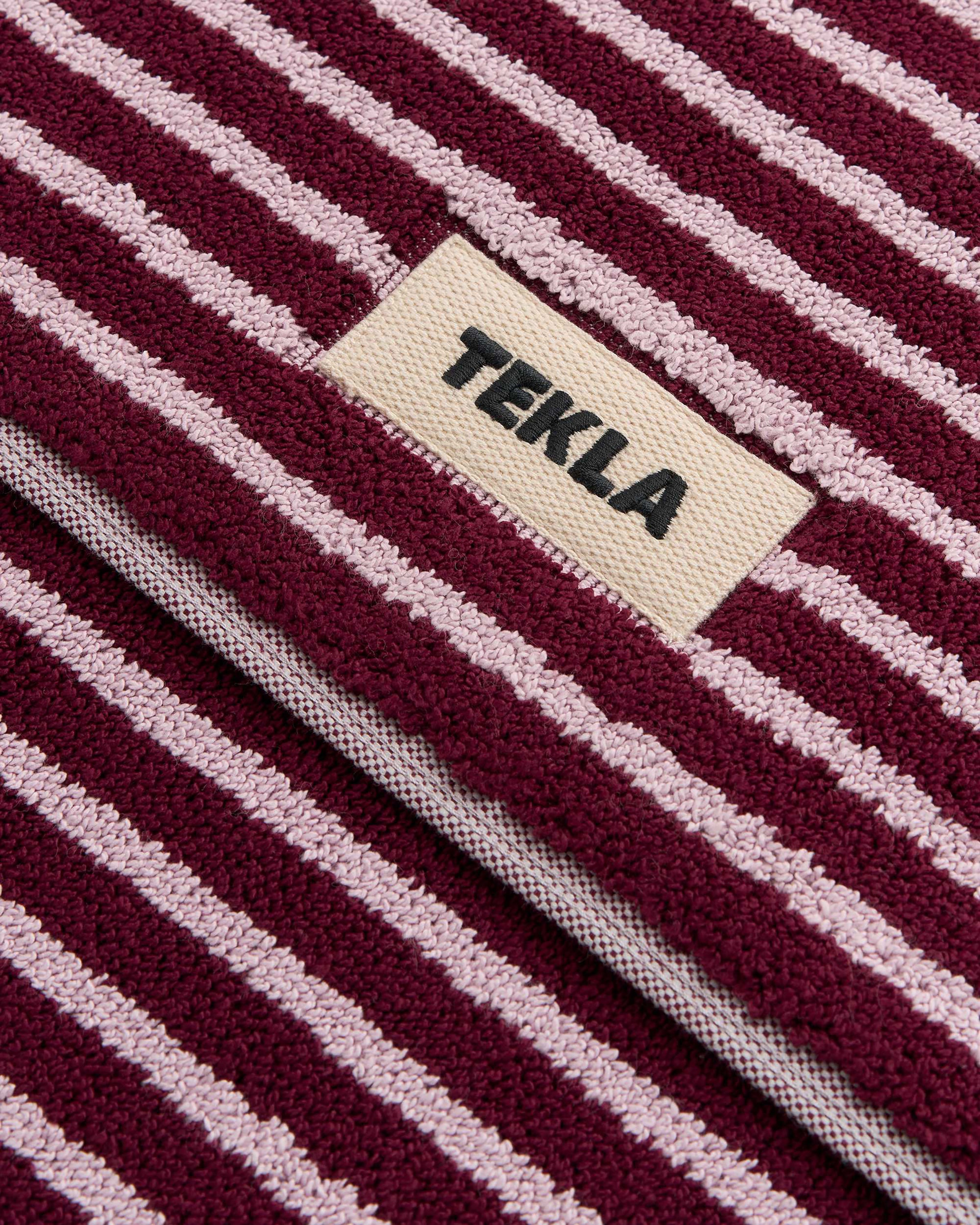 Terry Bath Mat 70X50 - Red and Rose